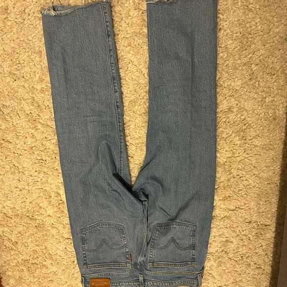 Levi’s wedgie - Picture 3 of 3